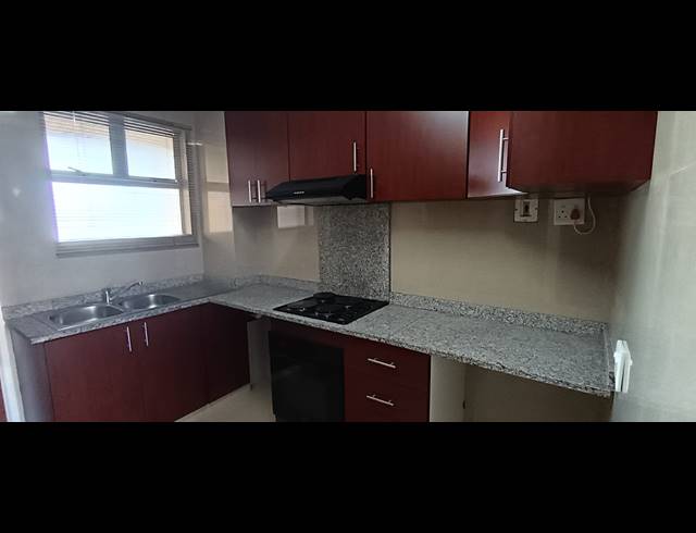 1 BEDROOM FLAT TO LET IN NORTH BEACH